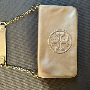 Tory Burch Tan Leather Shoulder Bag with Gold Chain
